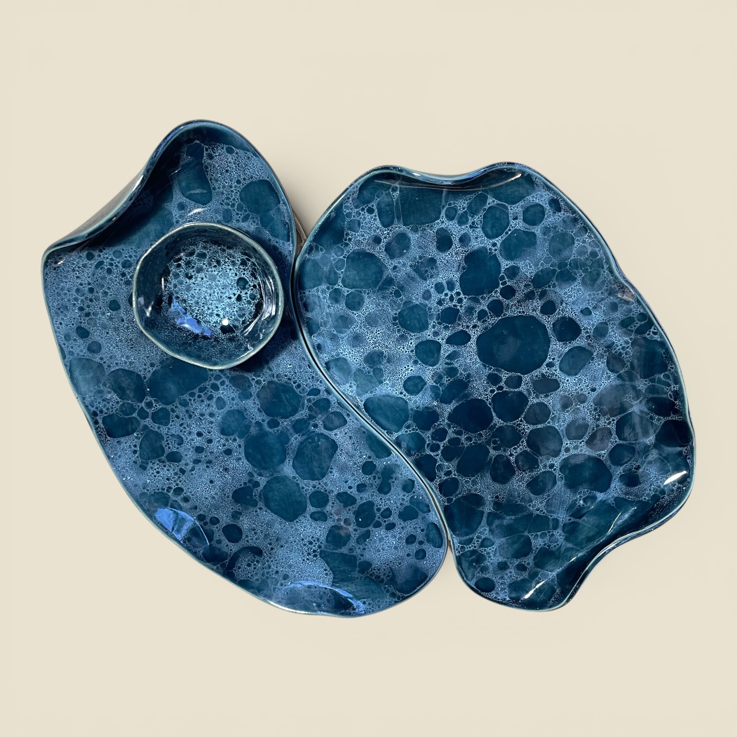 Grand plat apéritif DUO collection "Écume" et son ramequin assorti – Image 4